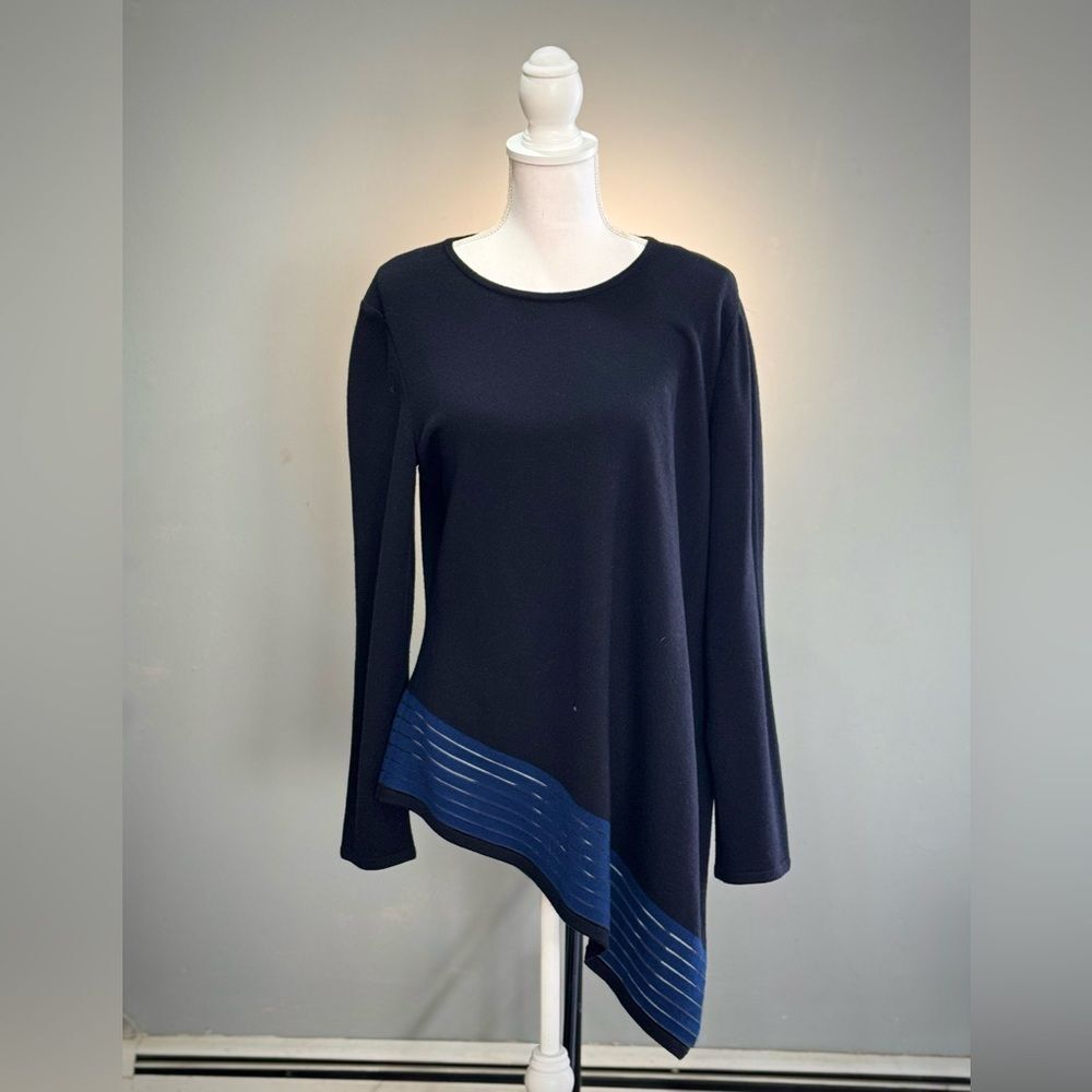 Black/Navy St. John Asymmetrical Wool Sweater Size L